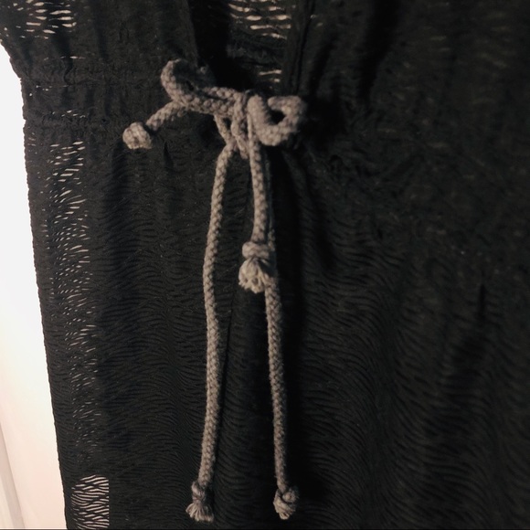 J. VALDI Black Sheer Beach/Pool Cover up - Picture 4 of 5